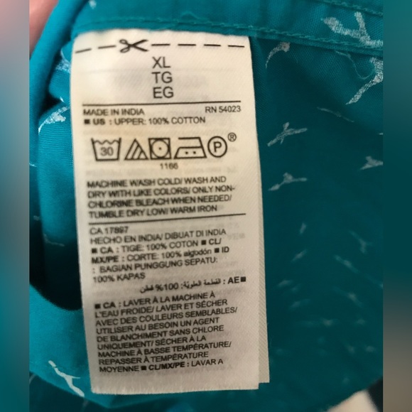 XL button up short sleeve shirt - Picture 3 of 4